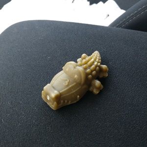 Meet your Posher, Dennis